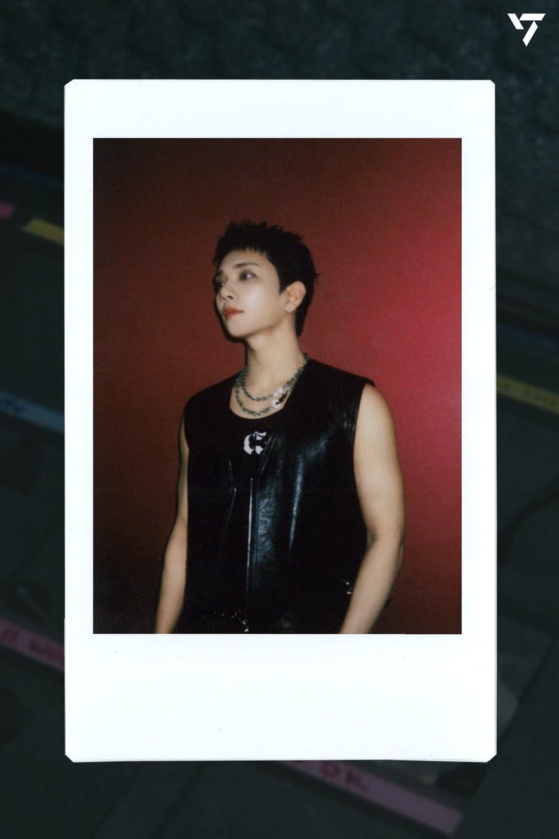 daywithshua's tweet photo. [#17pcs] ‘THUNDER’ Photo Sketch (Instant photo ver.)

#JOSHUA #조슈아 https://t.co/NFHayLgdlI