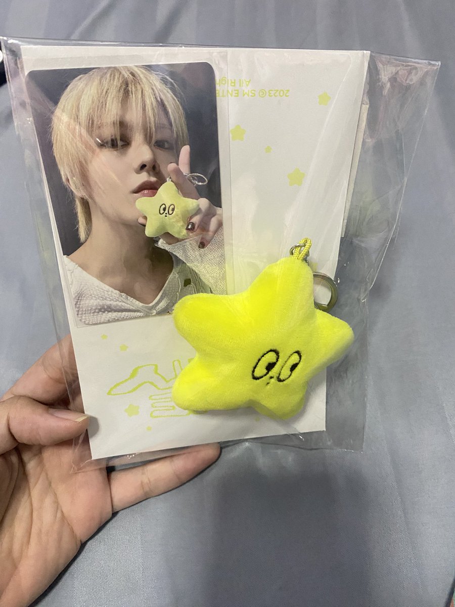 Chimy_JM's tweet photo. เพื่อนฝากขายค่ะ พจก ดาว nct127
850 บาทรวมส่งค่ะ
#ตลาดนัดnct 
#ตลาดนัดnct127 
#NCT127 https://t.co/WJQfZgJoSU
