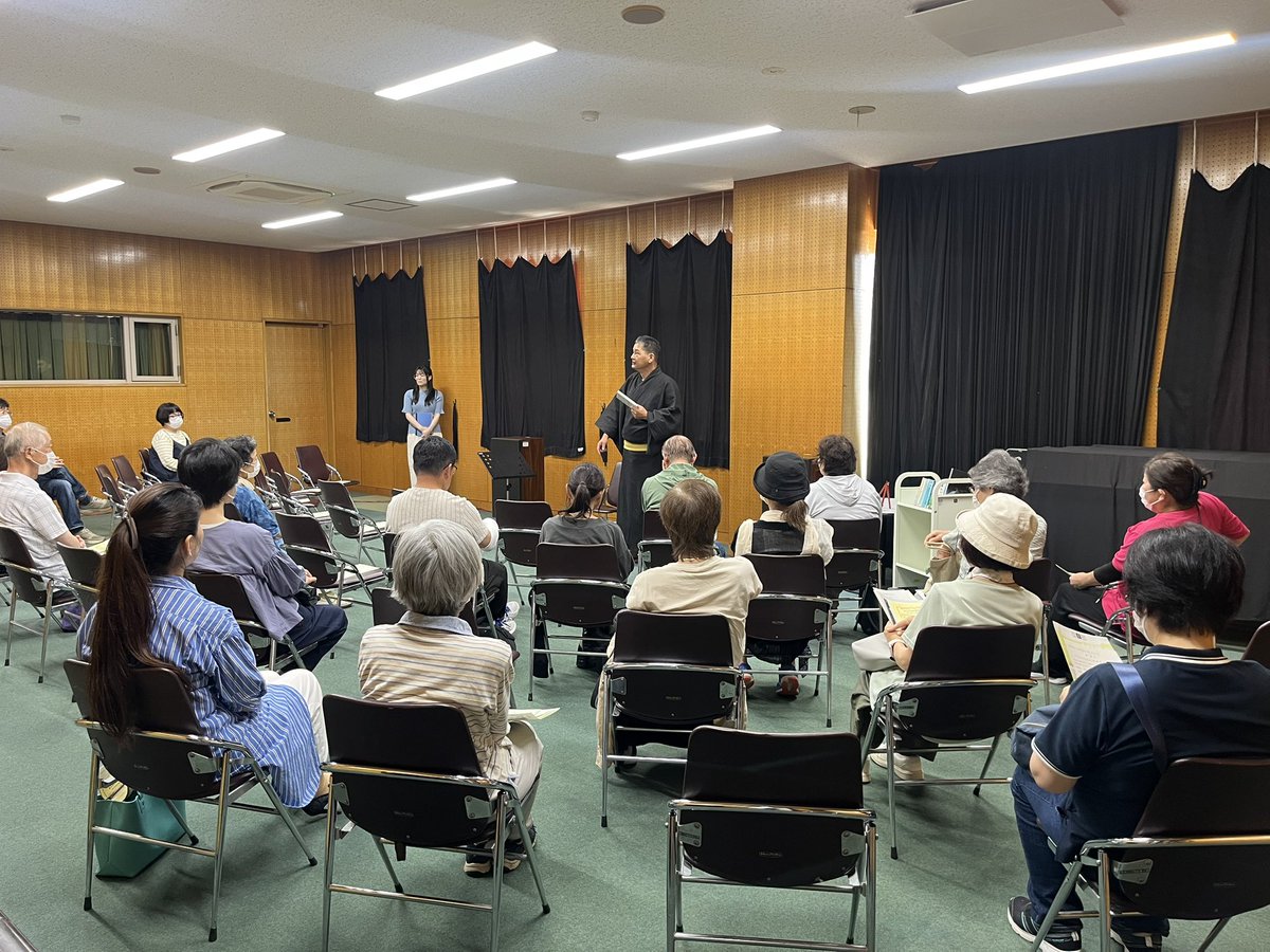 mito_roudoku's tweet photo. 遅ればせながら、昨日の朗読会も無事に終演しました。暑い中ご来場頂きました皆さま、ありがとうございました😊

次回は9月、東部図書館にてお会いしましょう📕

次回は朗読会で初めて取り上げる江戸川乱歩の作品です。どうぞお楽しみに！ https://t.co/HqREyCFc80