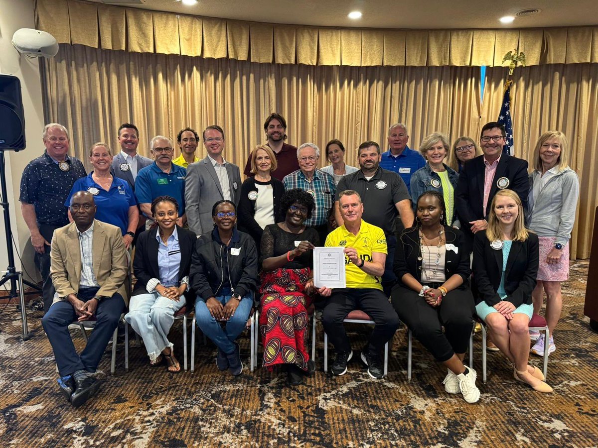 Faridah Namutebi (@faridahfah) on Twitter photo Deepening our partnerships is one of our focus this RY at <a href="/KampalaSouth/">KlaSouth Rotary Club</a> . Today marked the end of a 5 day visit of some our club members to the Rotary club of Des moines AM, in Iowa USA our partners for the last 13 years in support of Kikandwa Health centre 111. Deepening our partnerships is one of our focus this RY at <a href="/KampalaSouth/">KlaSouth Rotary Club</a> . Today marked the end of a 5 day visit of some our club members to the Rotary club of Des moines AM, in Iowa USA our partners for the last 13 years in support of Kikandwa Health centre 111.