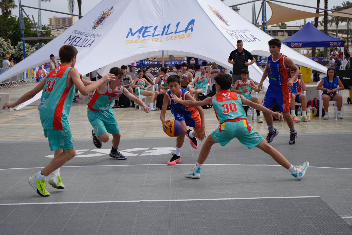 #FEB3x3U132025 #FEB3x3U152025 | Algunas imágenes de las 2 derrotas del U15🚺 y U13🚹para jugar así la final por la 11ª plaza. 
📸Todas Aquí👇 flickr.com/photos/fbclm/a… 
💻Streaming-Resultados-Crónicas Aquí👇 whatsapp.com/channel/0029Va…