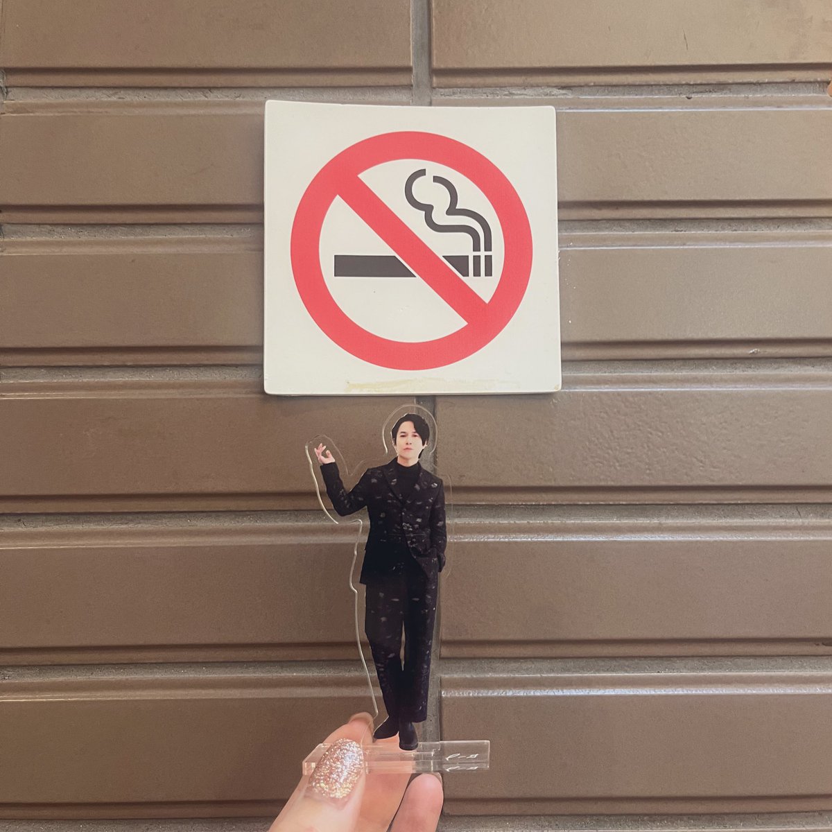 a_hu9's tweet photo. バイベ開催おめでとうございました🎂
楽しかった〜ひらの空間居心地いいなあ〜共に過ごす時間を設けてくれてありがとうございました☺️
これからも応援しております！

腕上げてくれてるアクスタ嬉しい https://t.co/RlG44tzaf6