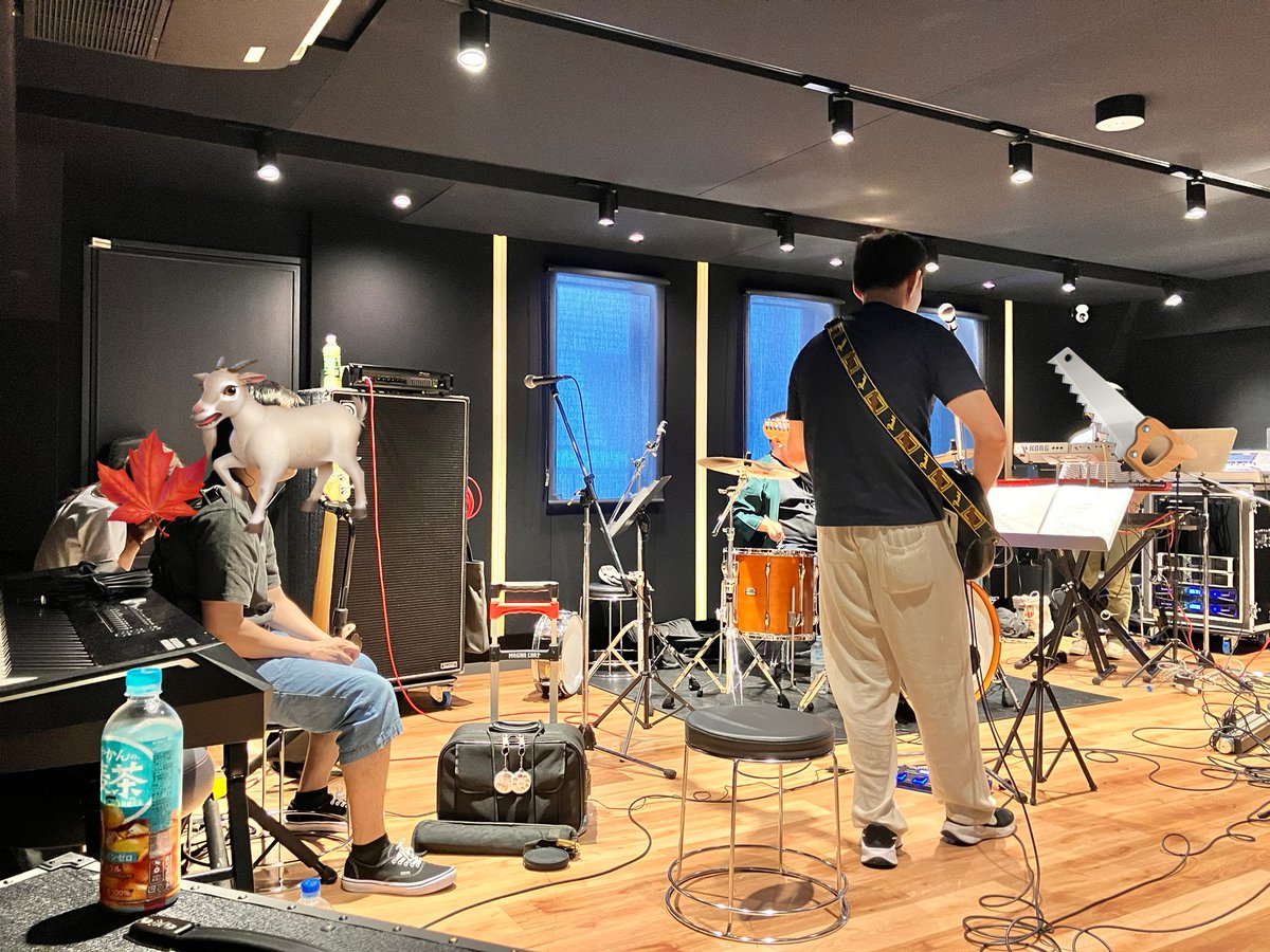 ACT_TKO_Pro2024's tweet photo. 【ライブまであと2週間❗️】
今日は7/5(土)Pfes@渋谷LUSHの練習でした！
定番曲・再演・新曲…色々と揃えてお待ちしております☺
TOKIO＋の出演は12時25分から
セカンドステージも出演します🎸

チケット予約は
当アカウントへのDMとトキプラ公式LINEアカウントより受付中🎵
#トキプラ
#Pfes
@piroyas https://t.co/hyDnfsQDxf