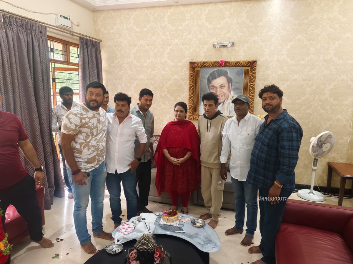 prk_17_03_75's tweet photo. Xclusive Pics 📸
@NimmaShivanna #GeethaAkka #PrkEditz https://t.co/HOLMXd8aRU