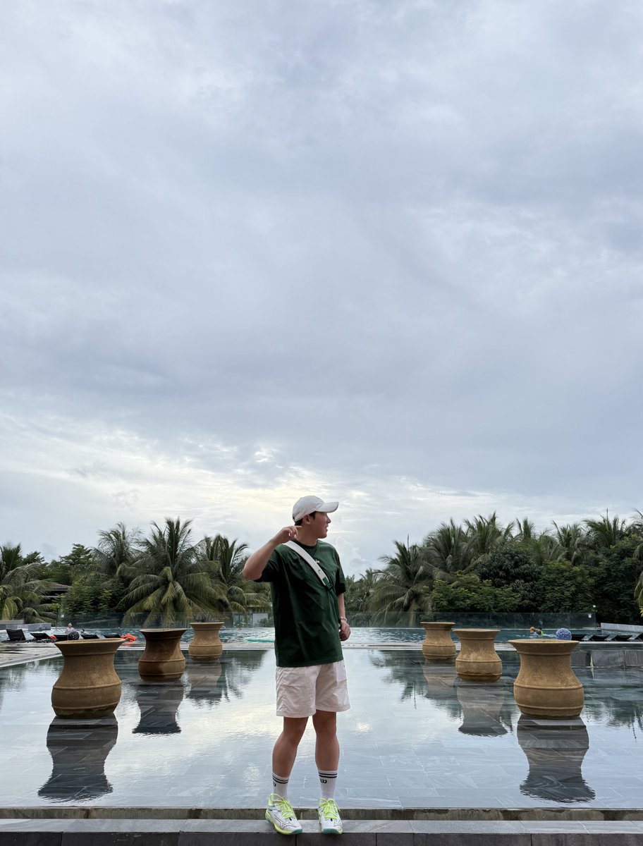 DClint151513's tweet photo. Here I am in Phu Quoc!
#IranIsraelConflict #IsraeliranWar #เธงเธญเธฅเนเธฅเธขเนเธเธญเธฅเธซเธเธดเธ #AIWcoin #AIW #Riccolabs https://t.co/Xit1gTx7AG