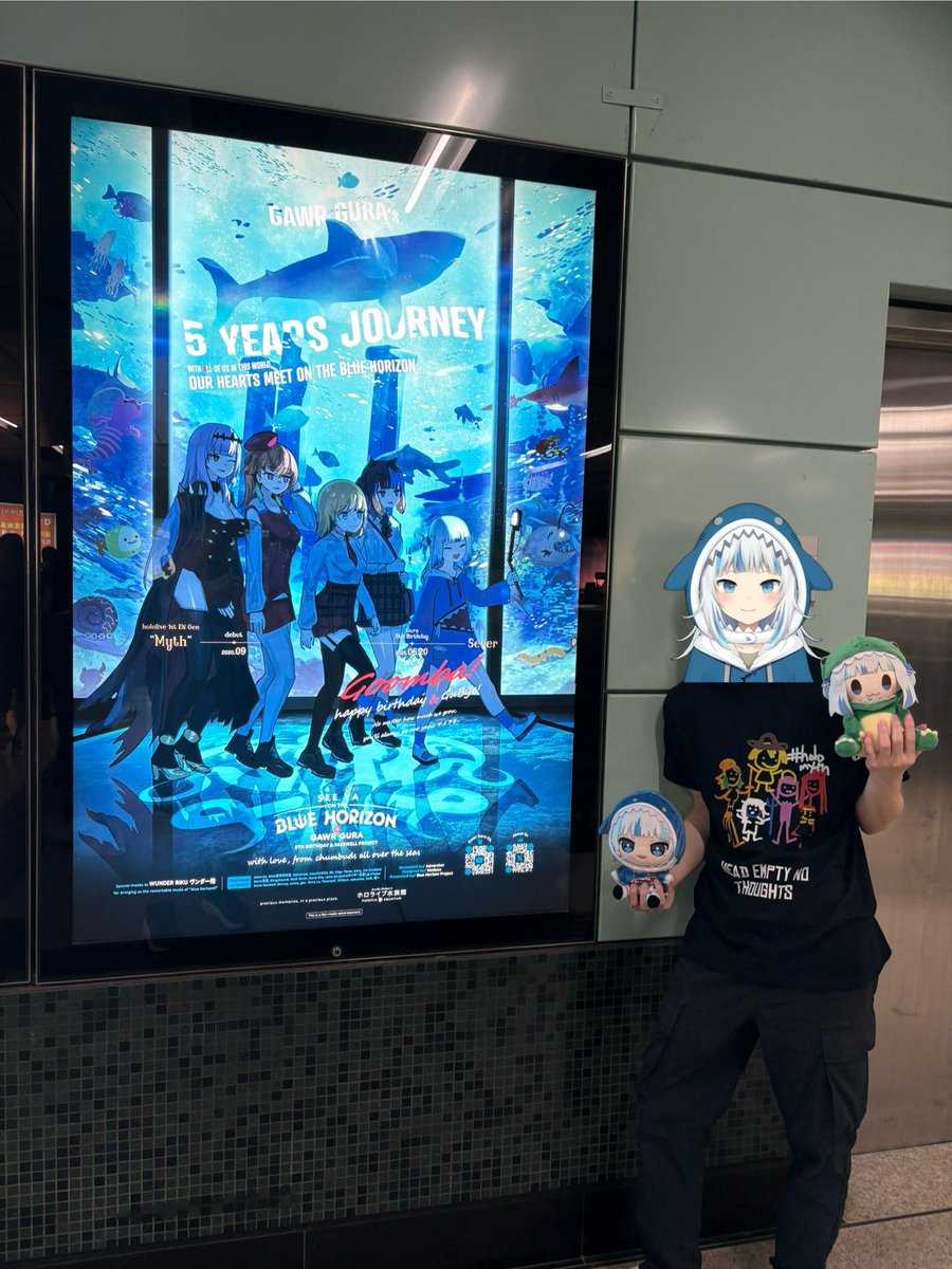 Lokkyhk's tweet photo. @Blue_Horizon620 @Anonamos_701 Happy birthday Goomba.🎉

Here are full of love from Hong Kong Chumbuds,
we still miss you so much.💙

As you said “keep swimming”, we will follow you whenever you go.🦈🦐

And love Myth this family as always.
🧡❤️💙💜💛
MYTH 5 FOREVER https://t.co/QCvSypHF5B