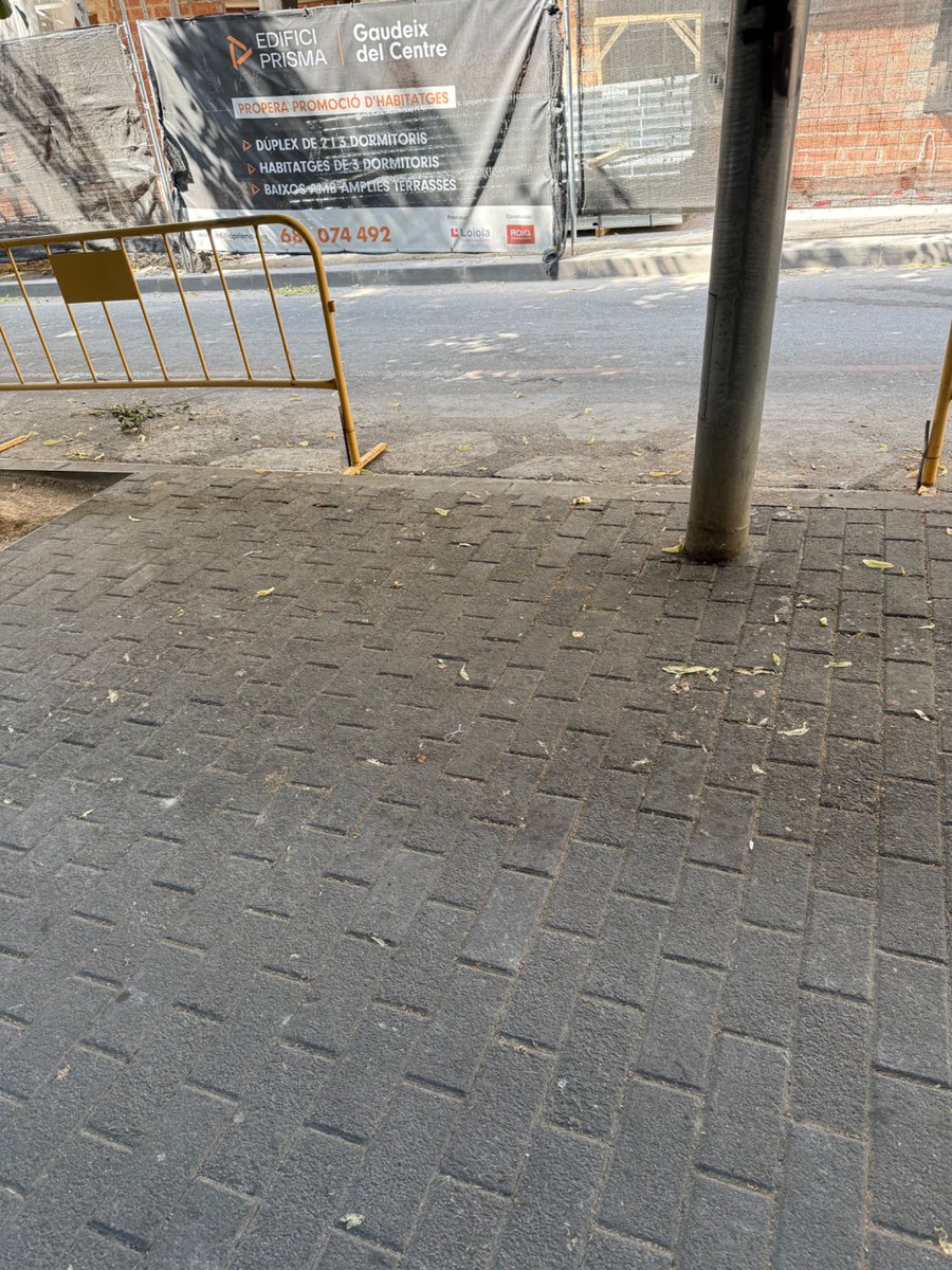 kary Lumbreras tweet media