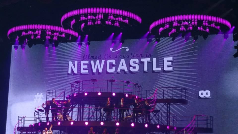 andreac1968's tweet image. 11 years ago @robbiewilliams in the Toon @ArenaNewcastle