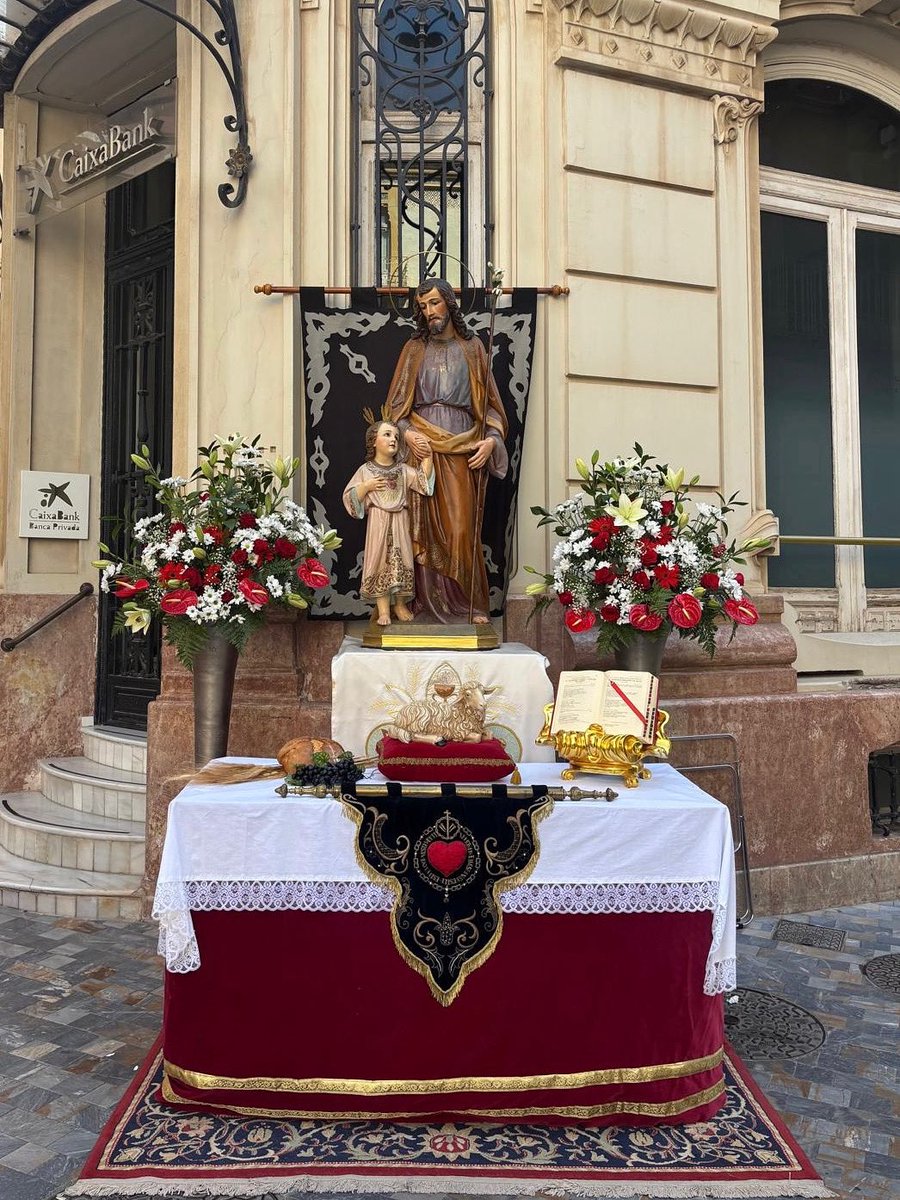 Altar de la Cofradía del Stmo. y Real Cristo del Socorro para el Corpus Christi.
