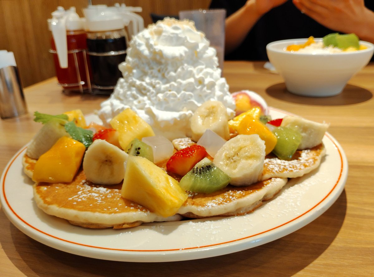 Jun_Fanfan3's tweet photo. 初？Eggs 'n Things＠仙台🥞 https://t.co/3S4iW0PfZo