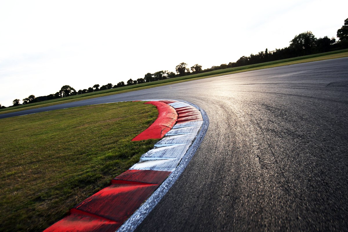 SPECTATOR NOTICE: If you're travelling to Snetterton today, please have your e-tickets printed or downloaded on your mobile device and ready to be scanned before arriving at the venue. This will ensure a quicker and smoother entry into the venue.

Thank you for your co-operation.