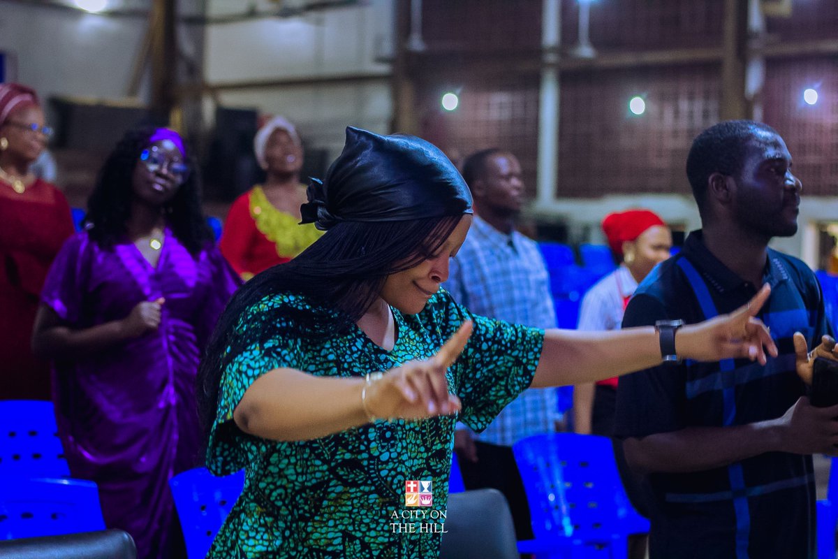 Foursquarejeb's tweet photo. This praise is personal. Iโve seen too much not to lift my hands. ๐
Every testimony, every breakthrough, every moment He carried meโthis is why I praise.
#WorshipMoment #HeartOfGratitude #PersonalPraise #HeDeservesIt #PraiseOverflow #FoursquareJEB #CityOnTheHill https://t.co/nupJVqF39l