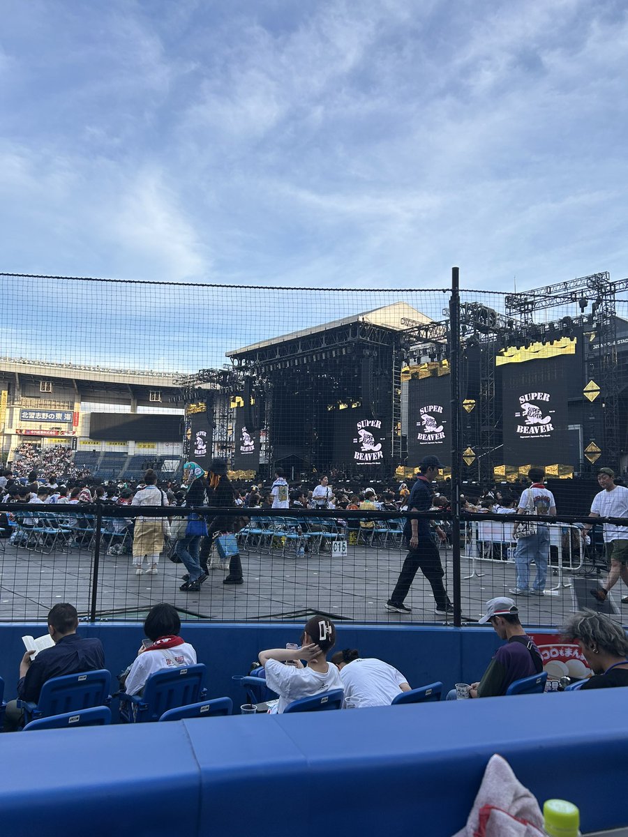 Youten0830's tweet photo. ビーバーZOZOマリン2日目に参戦！
席が全然わからないところから始まり、、
結構良い席で安心！

セトリも最高すぎて、言葉では表しきれないほど、、とりあえず最高！！
これからもついていきます！！

これを機に仲良くなってくれる人いたら嬉しい！

#SUPERBEAVER
#SUPERBEAVER好きな人と繋がりたい https://t.co/F52mN9I5QQ