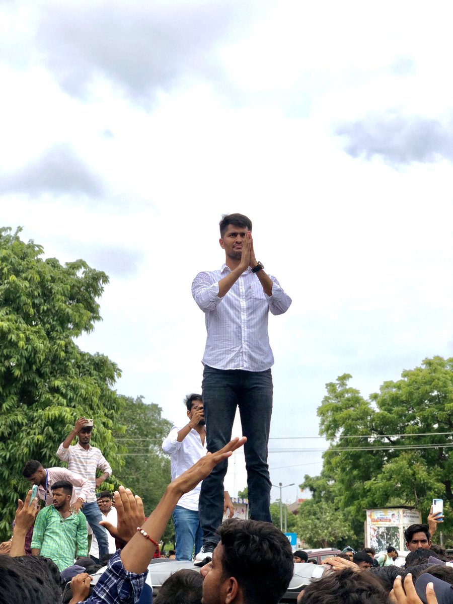 Manoj_Anchra's tweet photo. भाई निर्मल चौधरी को मिली जमानत। ✊✊

मगर कौन साथ था कौन नहीं यह सब याद रखा जायेगा।
@NirmlChoudhary ❤️ https://t.co/NMFtkNL94X