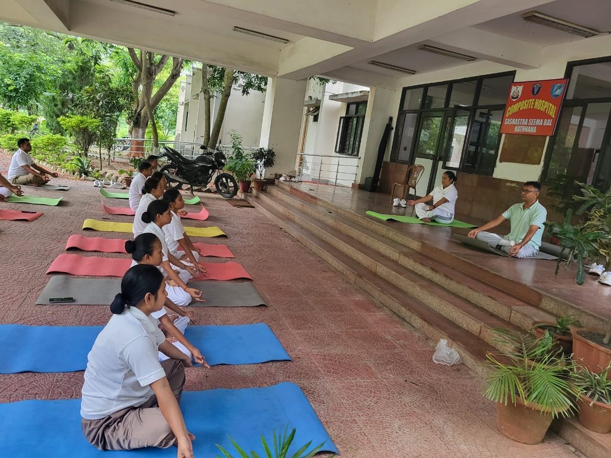 ChbSsb's tweet photo. International Yoga day 2025 was celebrated with great zeal at CH SSB Bathnaha . 
On this occasion,DG SSB launched the INTEGRATED YOGA THERAPY campaign in collaboration with CCRYN,Delhi to fight lifestyle diseases like hypertension,diabetes and obesity https://t.co/HBjRn50O4H