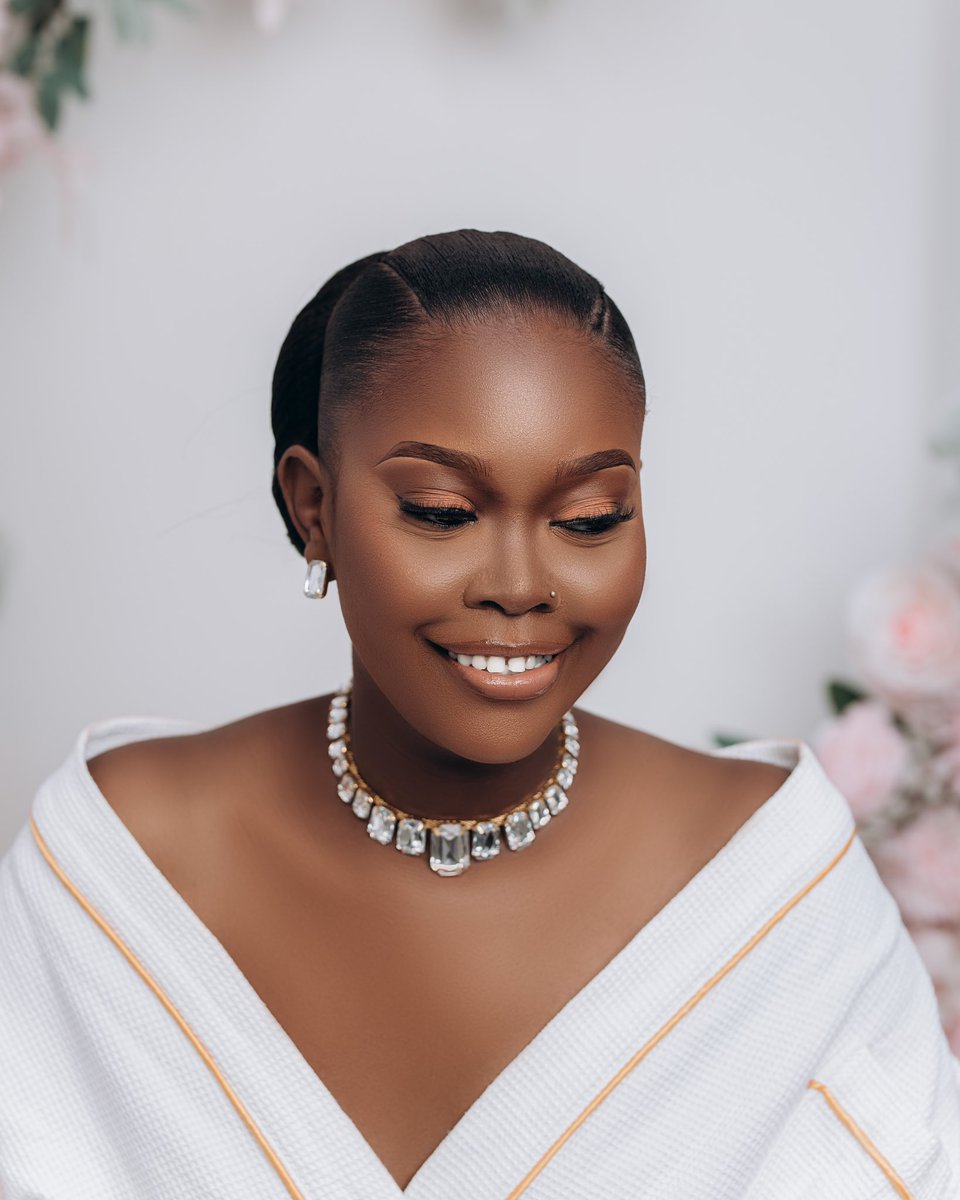 CadoBless's tweet photo. *"Every portrait tells a story — this one speaks of focus, passion, and purpose. Capturing more than just a face.*
Il @cado_snapshot
BOOKING:
+255 762 629 898
#PortraitWork #VisualStorytelling #CreativeMind https://t.co/gxQ51vN0GS