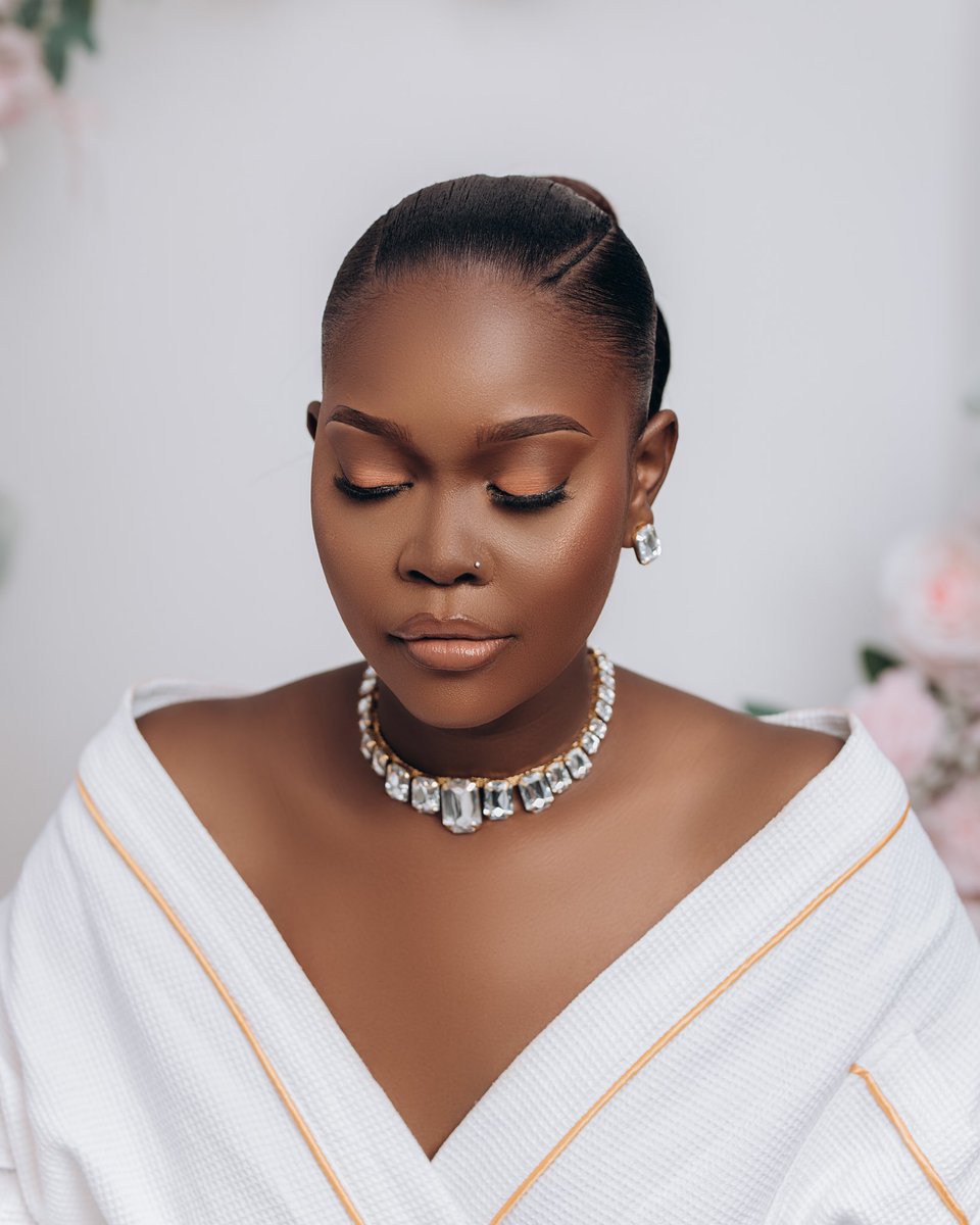 CadoBless's tweet photo. *"Every portrait tells a story — this one speaks of focus, passion, and purpose. Capturing more than just a face.*
Il @cado_snapshot
BOOKING:
+255 762 629 898
#PortraitWork #VisualStorytelling #CreativeMind https://t.co/gxQ51vN0GS