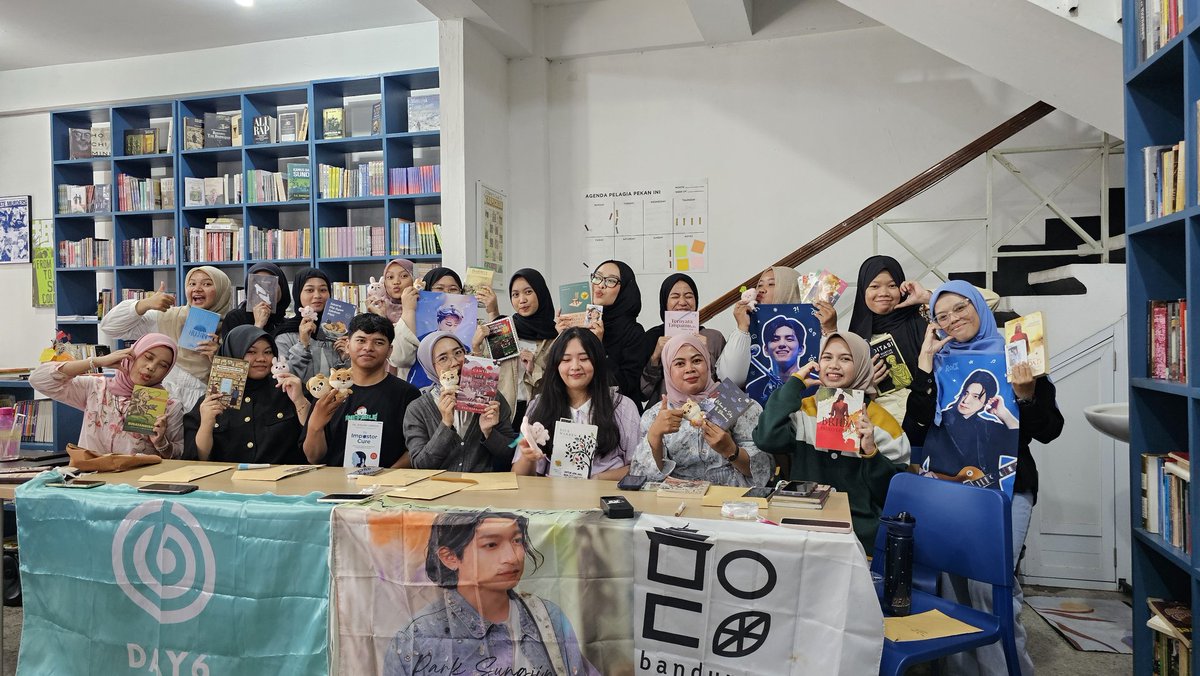 onebillionroses's tweet photo. #bookdate with @mydaybandung 🫶 https://t.co/3oULV1CZYk