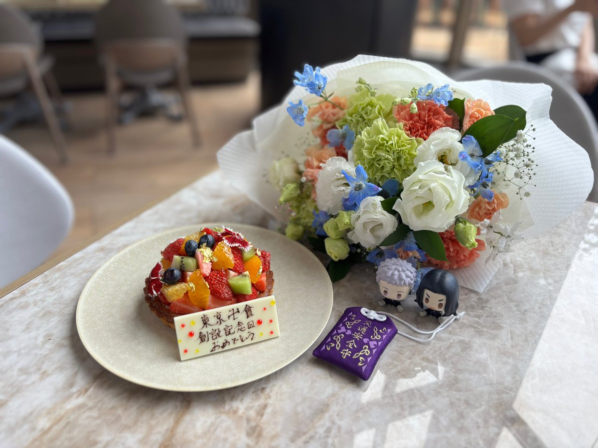 sh___jaj's tweet photo. そういえば載せられてなかった創設記念😭 https://t.co/tbkM2Gmhob
