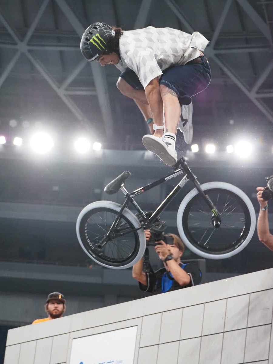 #XGamesOsaka BMXストリート
🥇カレッジ・アダムス(ESP)
🥈デボン・スマイリー(USA)
🥉ジョーダン・ゴドウィン(GBR)
▽詳しくはこちら
yomiuri.co.jp/sports/actions…
▽現地ルポ「早田、ＢＭＸストリートで大技成功」
yomiuri.co.jp/sports/actions…
▽XGames大阪大会(<a href="/XGamesJPN/">X Games Japan</a> )
yomiuri.co.jp/feature/titlel…