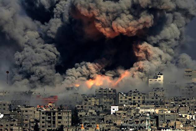 Donald Trump warned Iran after air strikes on nuclear sites.

Now, Iran has launched missiles at Tel Aviv, and smoke rose from the building. 

Iran is not going to stop.

Are we going toward "World War III"?

#WorldWar3 #Iran #IsraeliranWar TRUMP IS A TERRORIST #WorldWar3