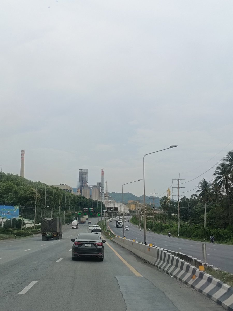 กลับบ้านเรากัน ไม่ได้ซนไหนเลยแค่เดินทางก็เหนื่อยแล้ว ตื่นเช้า กลับดึก