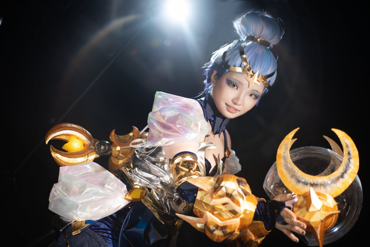 chen7cc's tweet photo. Wanna come count the stars with me? ✨✨

Astra Messenger Juno - Official Photoshoot Pt.1!
Every step felt like a disaster waiting to happen...
Who knew it wouldn’t turn out half bad!
#Overwatch2 #Overwatch #Juno #cos #cosplay https://t.co/wvnUEOixrf