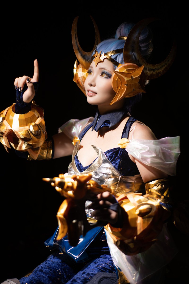 chen7cc's tweet photo. Wanna come count the stars with me? ✨✨

Astra Messenger Juno - Official Photoshoot Pt.1!
Every step felt like a disaster waiting to happen...
Who knew it wouldn’t turn out half bad!
#Overwatch2 #Overwatch #Juno #cos #cosplay https://t.co/wvnUEOixrf