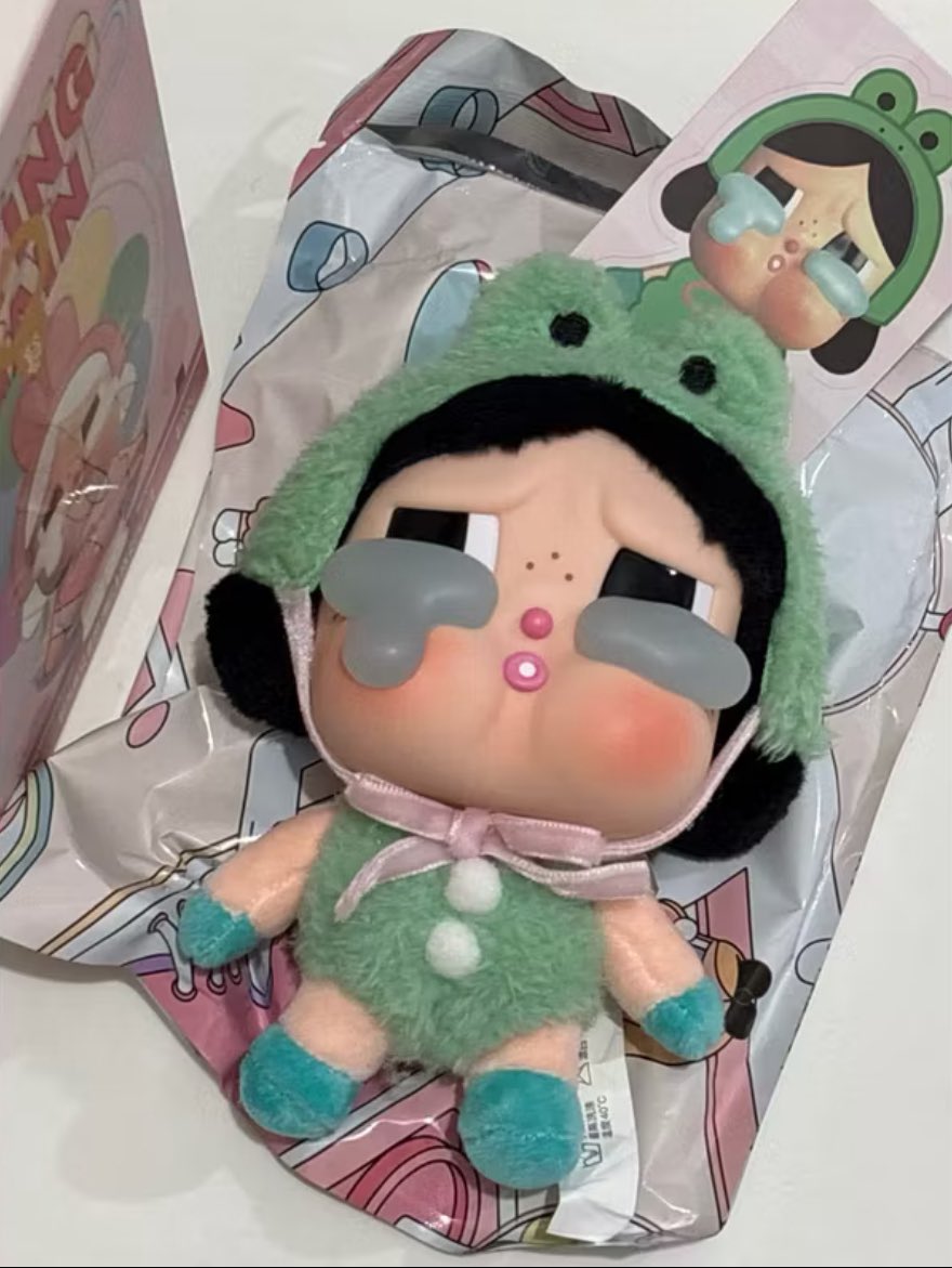 gouseebumps's tweet photo. fs popmart crybaby crying again 

only 235k 🥳 alasan jual krn sdh punyaa https://t.co/GUinhG2JQS