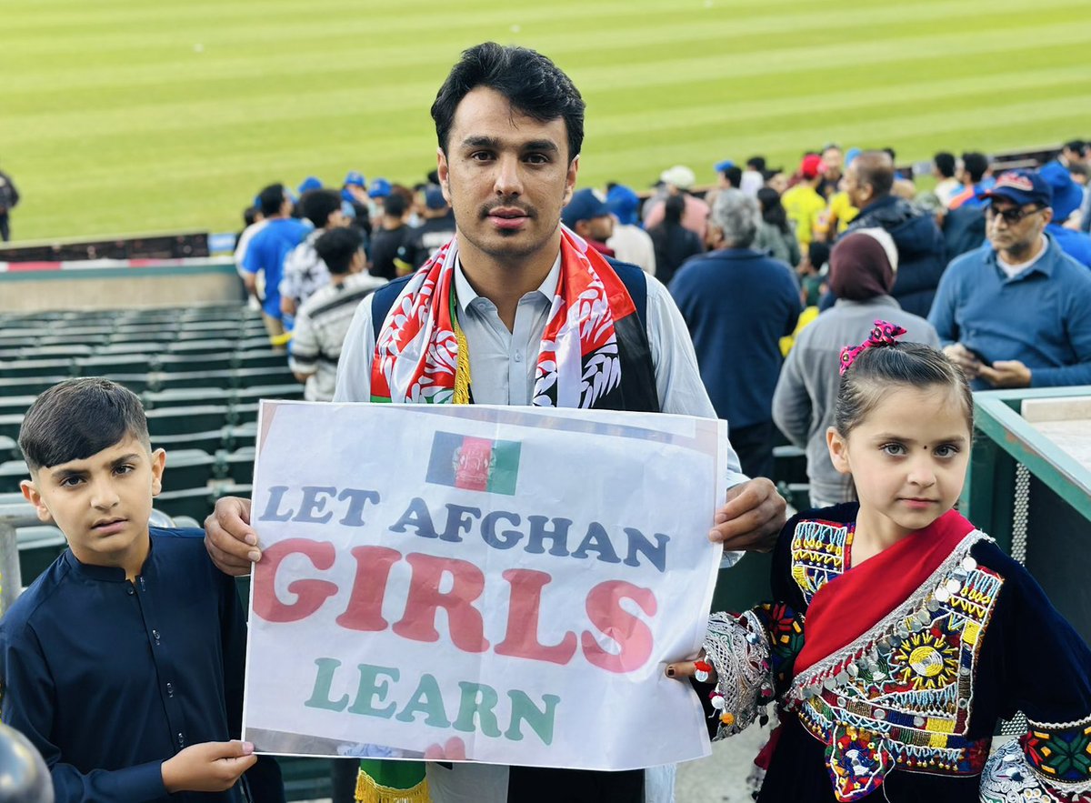 1473 days since the Taliban banned teenage girls from school. 913 days since they banned women from university. Afghan women and girls remain under the most extreme gender-based restrictions in the world denied education, work, and freedom. 📷—Ghairt Baheer

#LetAfghanGirlsLearn