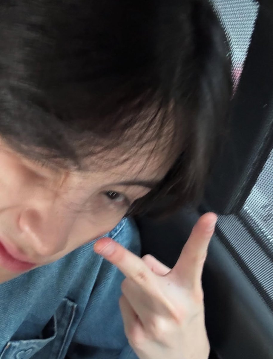 ส้ม tweet media