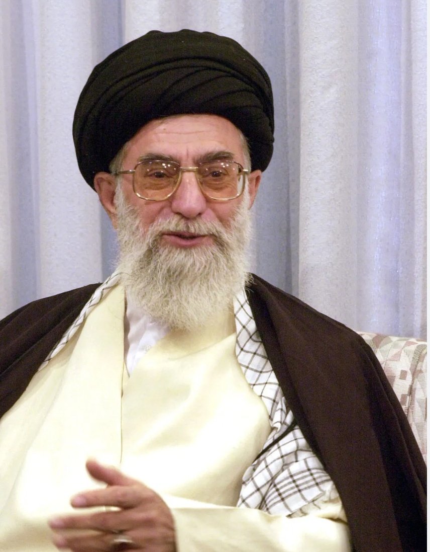 <a href="/TRobinsonNewEra/">Tommy Robinson 🇬🇧</a> During the Iran-Iraq war, Ali Khamenei, the head of the Zealot death cult occupying Iran, brainwashed thousands of Iranian children and turned them into kamikaze suicide bombers. He gave them each a "key to the gates of heaven" token necklace, and ordered them to throw themselves