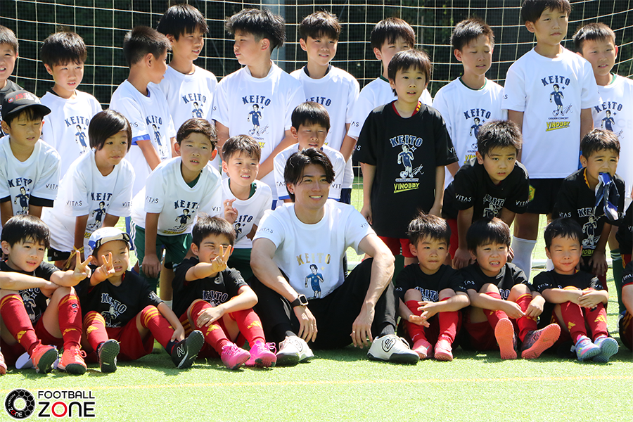 中村敬斗 が初のサッカー教室🏫⚽️ 子供たちと真剣勝負も🔥 子供たち
