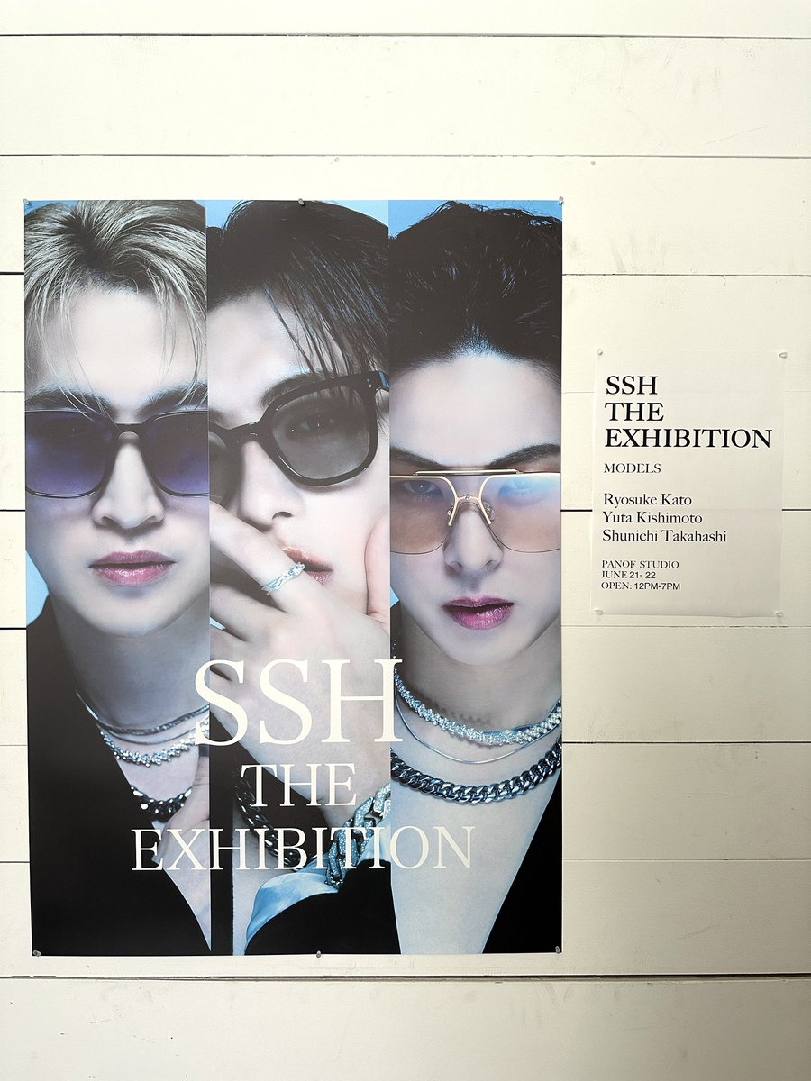sshbysevensins's tweet image. ⛓️情報解禁⛓️
「SSH THE EXHIBITION 」より
加藤良輔さん、岸本勇太さん、高橋駿一さんのソログッズ受注販売が決定✨‼️
(アクリルスタンド/ブロマイド/ステッカー)
受注開始 : 6/23 10:00
受注締切 : 6/25 23:59
URLはこちら
sevensins.theshop.jp
※6/23 0:00にページが切り替わります。