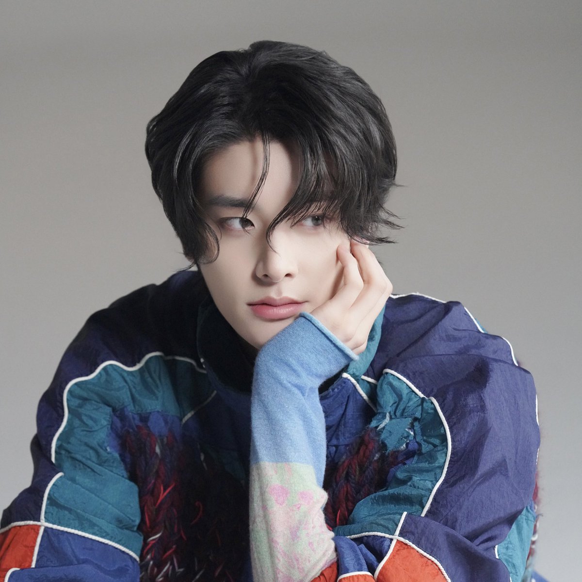 sjydaiIy's tweet photo. HE’S SO PRETTY!?!? #JAKE #제이크 https://t.co/2i6JMgMO3s