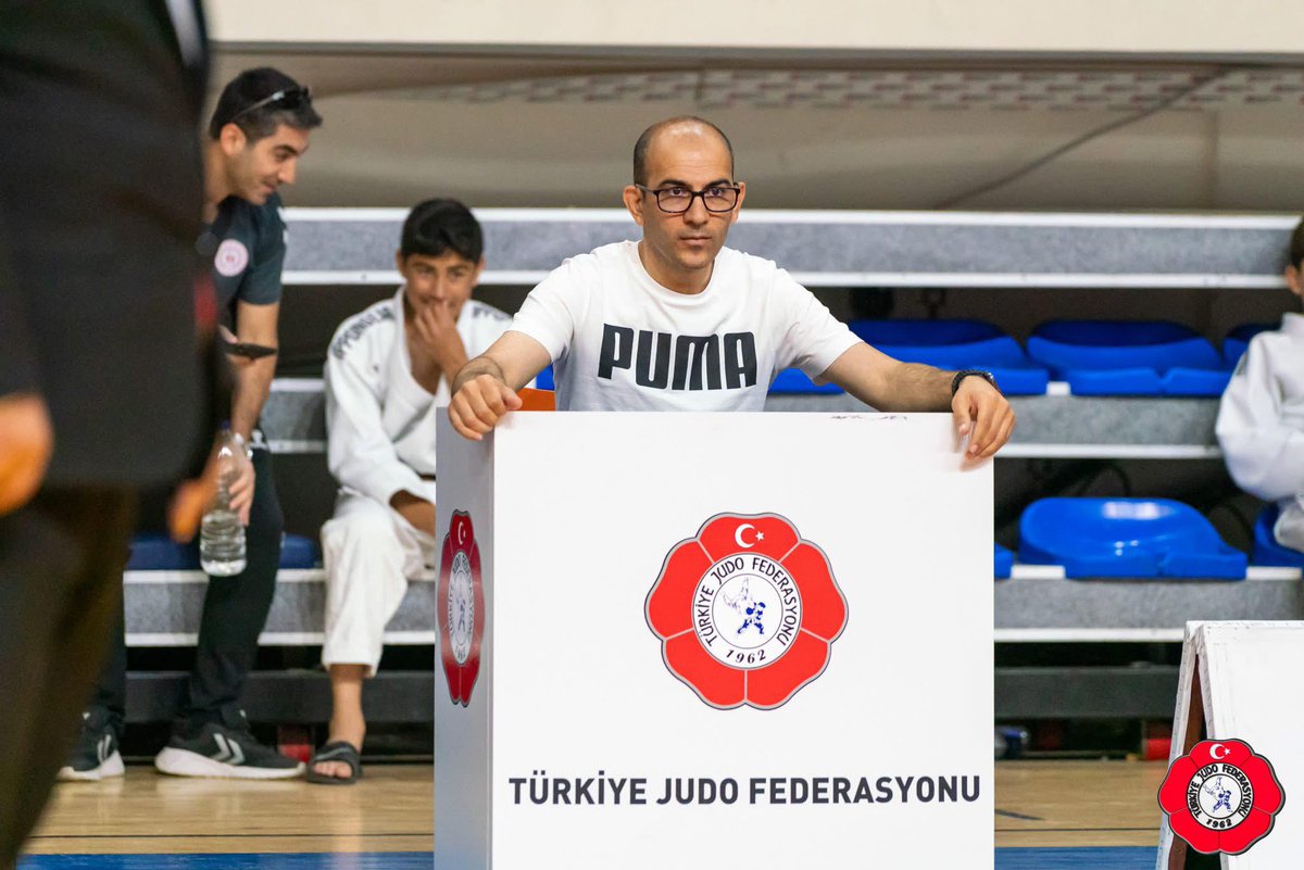 21-22 Haziran 2025 Kütahya ilinde yapılan
Yıldızlar Judo Türkiye Şampiyonasıda 
36 kg Hira İŞNAS Türkiye 2.si olmuştur.
Temmuz ayında KOCAELİ ilinde yapılacak 
Yıldızlar Avrupa şampiyonasına katılmaya hak kazanmıştır.<a href="/fjuysal/">Fatih UYSAL</a> <a href="/shuysuz/">Sezer Huysuz</a> <a href="/van65haber/">Van65Haber</a> <a href="/okansamurcu/">OKAN SAMURCU</a>