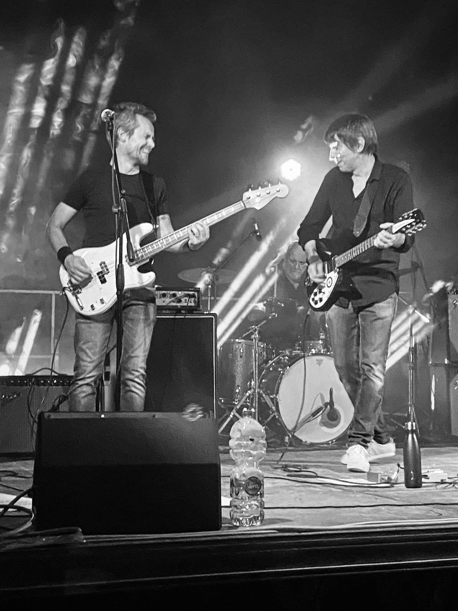 Temponauts's tweet image. The Temponauts live @ The bands go to Tidon Valley!
#thetemponauts #janglepop #jangleeock #paisleyunderground #powerpop