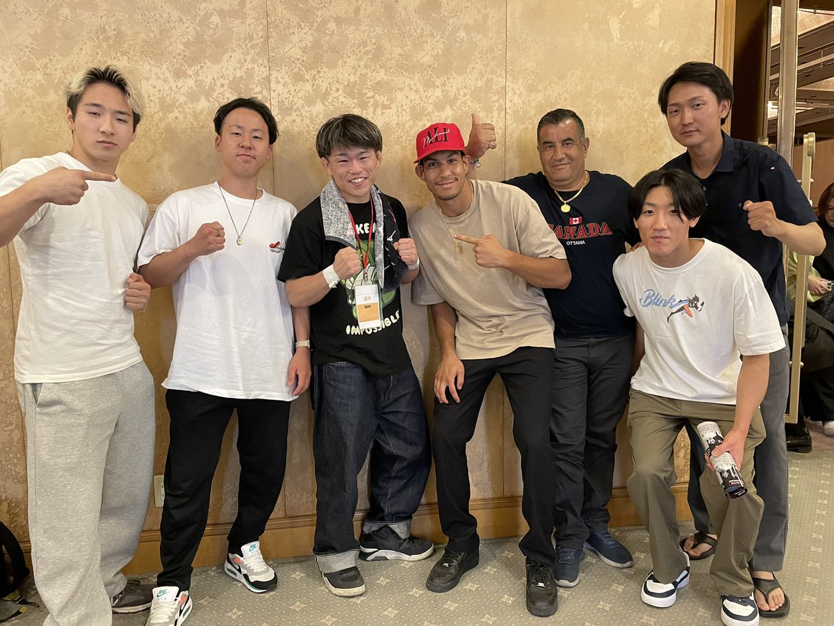 backdrop9232's tweet photo. TKPガーデンシティホール千葉で
本日行われたpound out2にて2Rヒールフックで一本勝ちを収めることができました応援に駆けつけてくれたみなさんの応援が力になりいつも以上のパフォーマンスを発揮することができました本当にありがとうございました
対戦して頂いた渡部大斗選手ありがとうございました https://t.co/R9p2QBqhzD