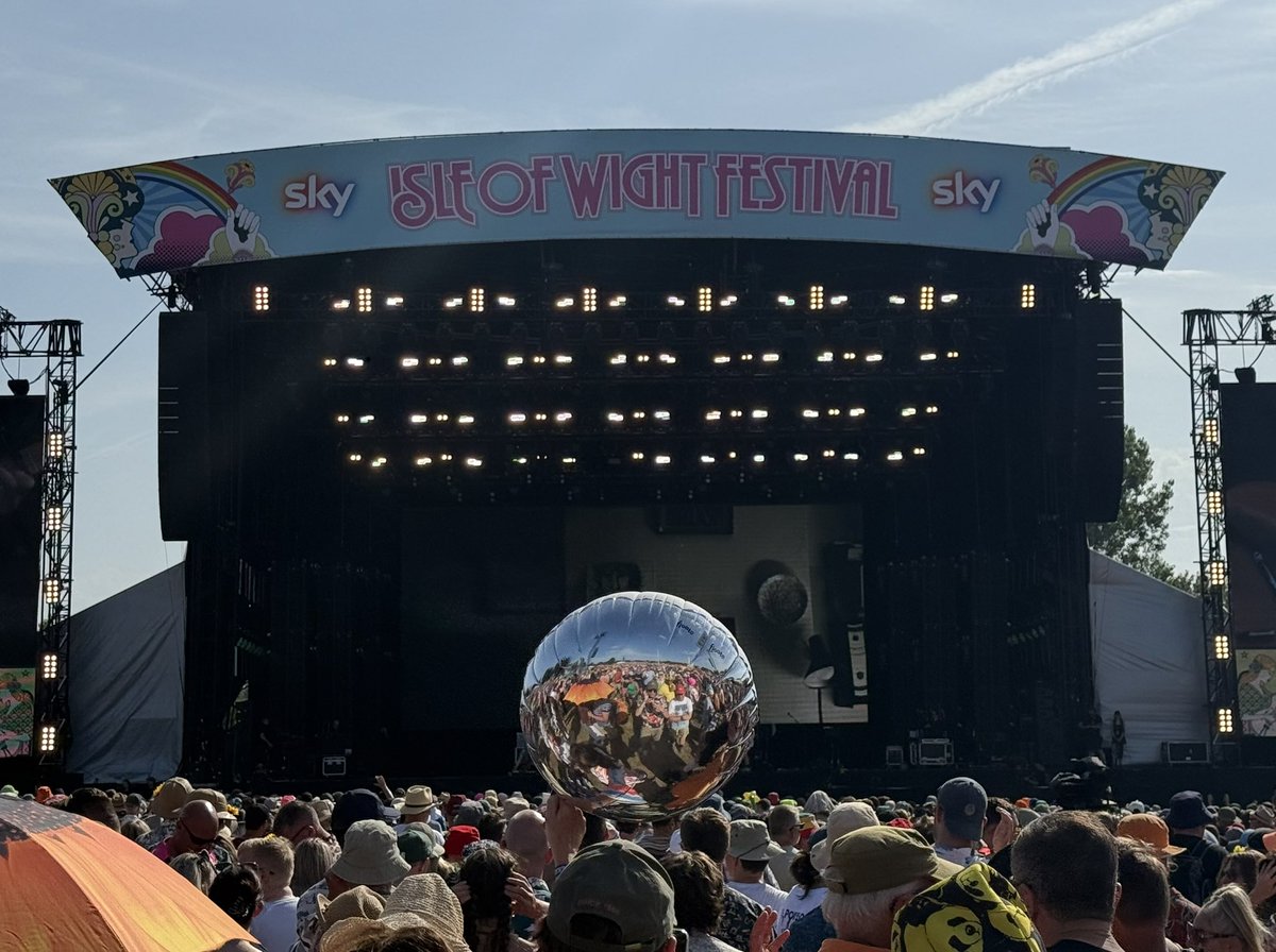 Robert Bleehen tweet media