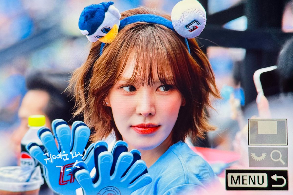 wenever940221's tweet image. 250622 롯데 시구 #웬디 #WENDY 
자기 귀여운거 아는 여자가 좋다