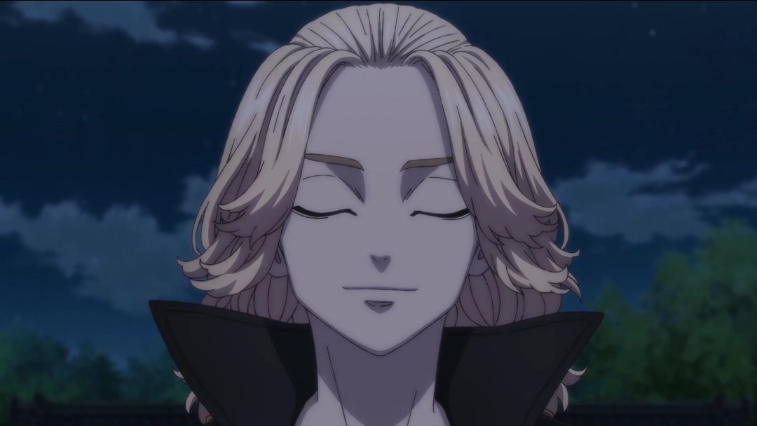 MIKEY LOOKS GORGEOUS