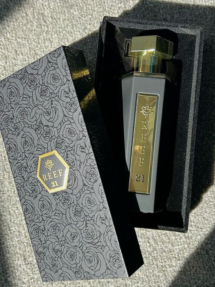 muhammadallif01's tweet photo. wts jastip parfum dari arab reef, ahmed, osma dll.

#wts #zonauang #reef #jual #WTs https://t.co/UxtRSrcgLQ