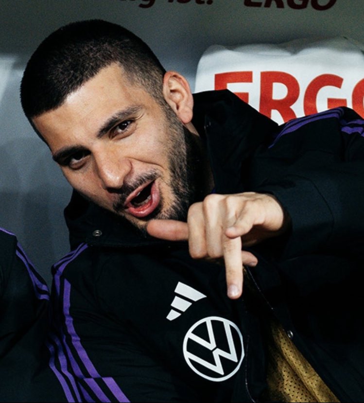 oh_noro's tweet photo. @Milano1893 @Max_VfB https://t.co/sKLPErqz0s