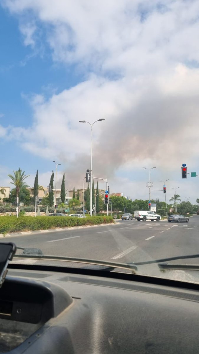 ⚡🇮🇱 Israel - According to preliminary reports, one impact was visually seen around “Israel”’s Soreq nuclear centre.