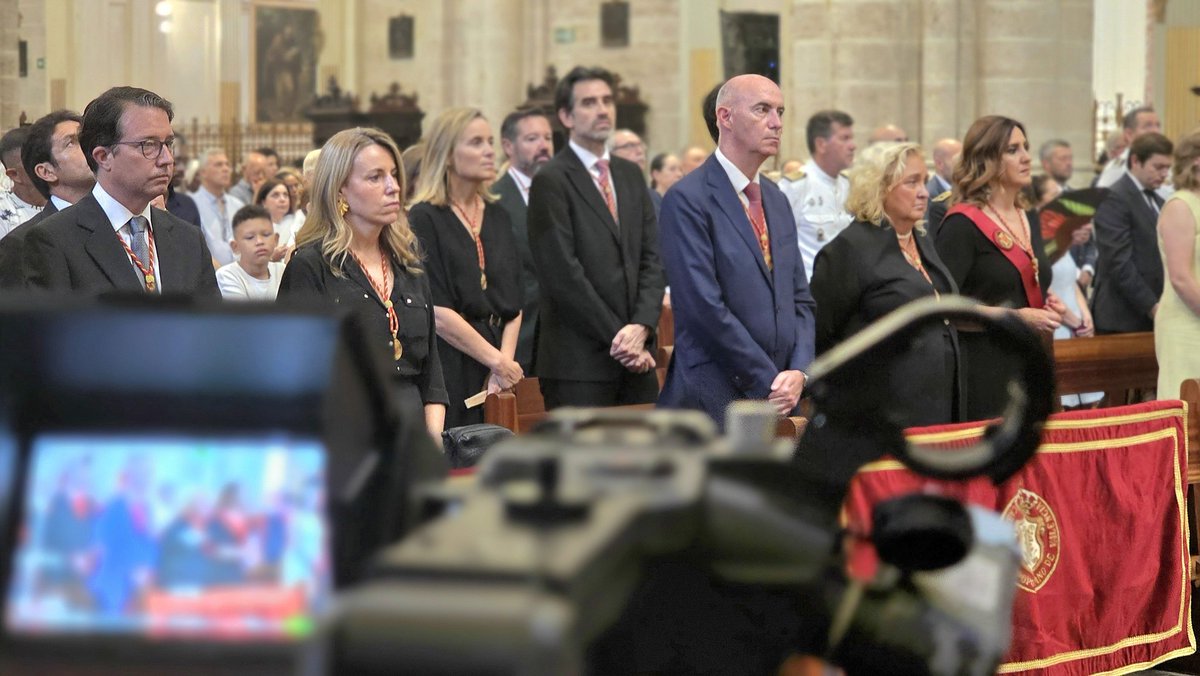 JosGOSALBEZ1's tweet image. 🟢 | "El mal arrastra al mal", ha recordado el arzobispo. Y no le falta razón.

Frente a las dinámicas destructivas del relativismo y la cobardía moral, elegimos el ejemplo.

Con todos los valencianos Apoyando lo nuestro Defendiendo lo eterno

¡Viva el #Corpus!
¡Viva Valencia!