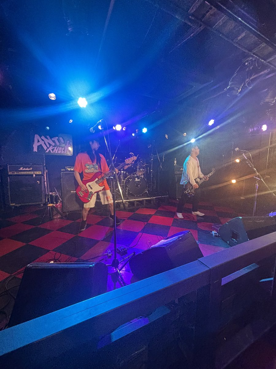 atsusa1209's tweet photo. shinjuku ANTIKNOCK presents
【IGNITE-ASAKIYUMEMISHI 「50% + 50%」TOUR 2025】
マロブリとグースレを見てきた✨
午前中にもかかわらずカッコよかった✨jambangT仕込まれてて照れたー💕 #marronbridgerunners #GOOSELAKE https://t.co/CGt08VqqR3