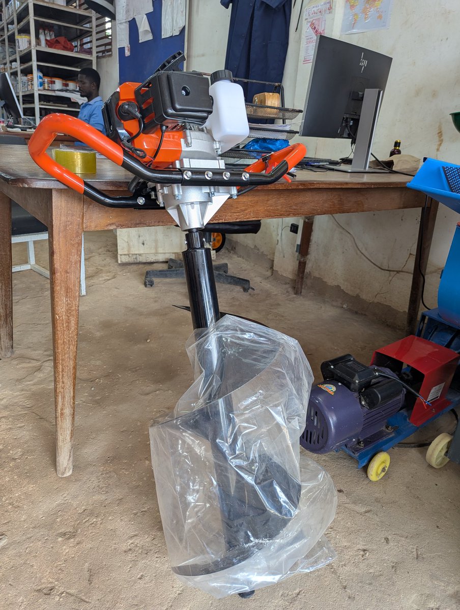 TUNAUZA MASHINE YA KUCHIMBA MASHIMO KWAJILI YA KUPANDA MAZAO MBALIMBALI KAMA MITI, MIGOMBA NK

Ndogo: 650,000Tsh
Kubwa: 850,000Tsh

Call/Text/WhatsApp: +255 712 25 31 02