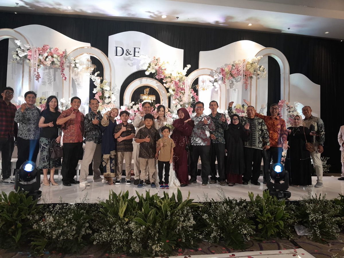 Semoga Sakinah Mawaddah Warohmah Endras &amp; Dhara
📍 Swiss Belinn Cikarang