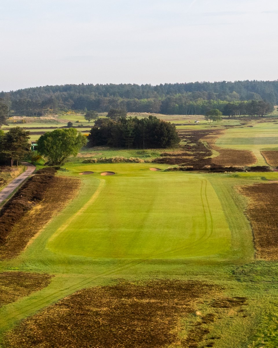 Our opening hole offers a gentle start — no bunkers to worry about off the tee, but three well-placed ones waiting to guard the green on your approach.