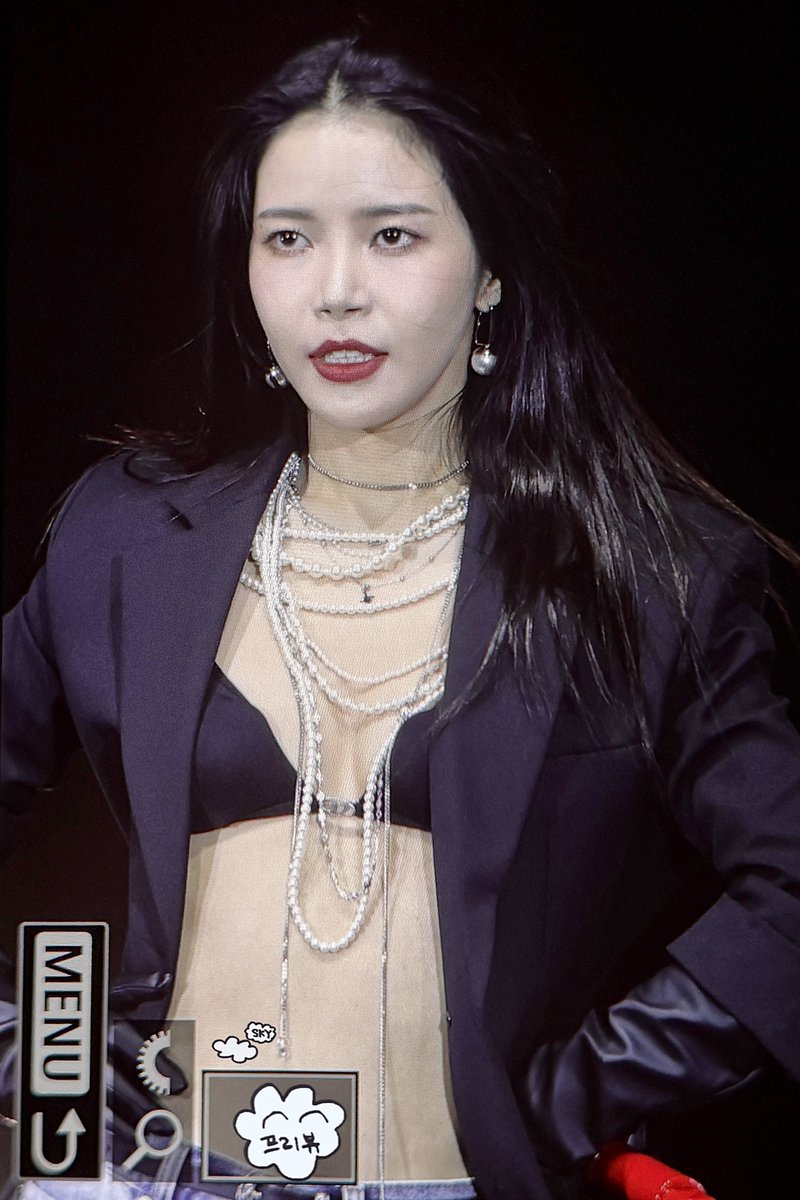 250622 타이페이 팬콘 프리뷰

!!!!!!멋있다!!!!!!!

#마마무 #솔라 #Mamamoo #Solar